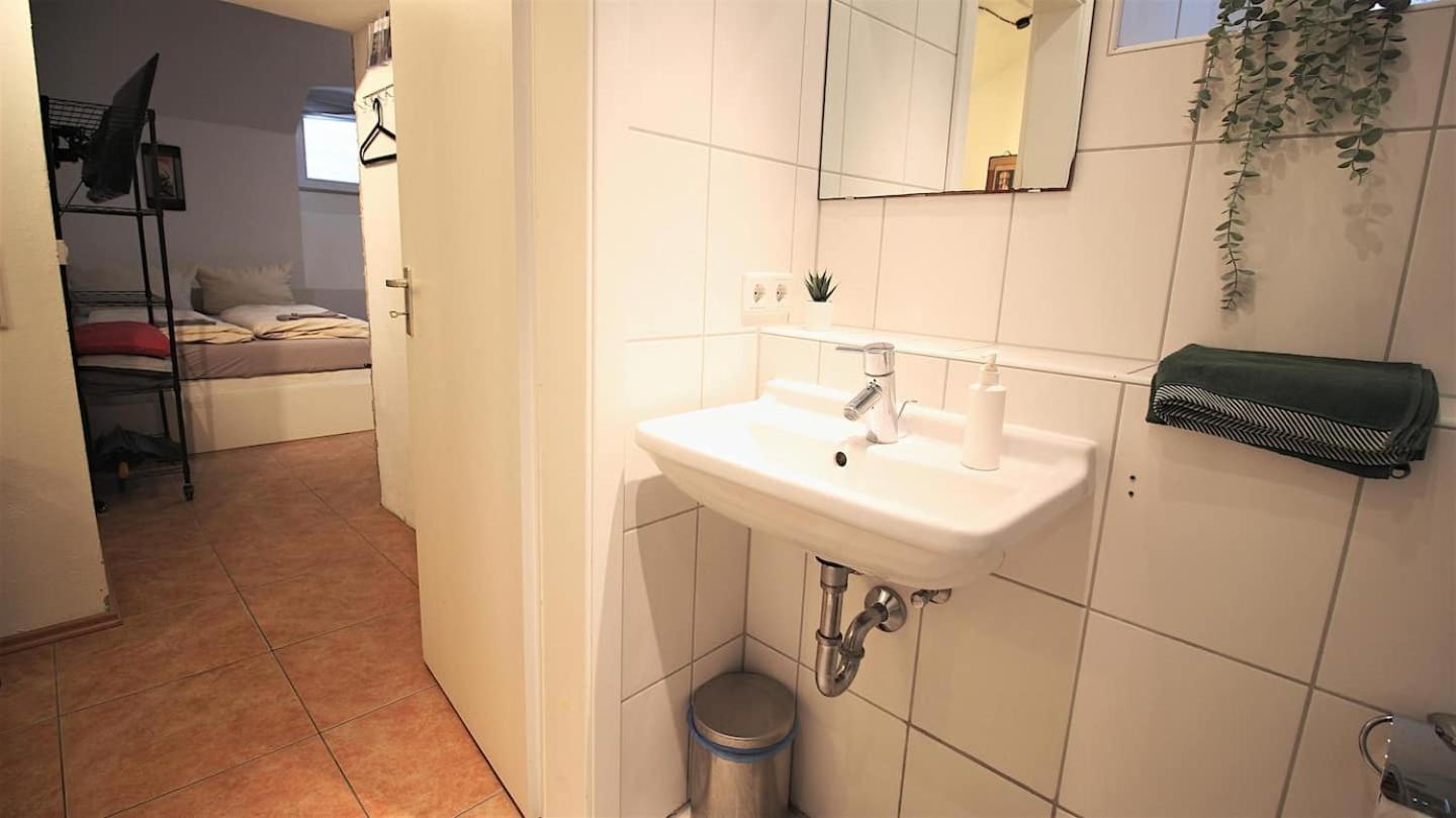 Fully Equipped Apartment Near Main Station Wurtzbourg Extérieur photo